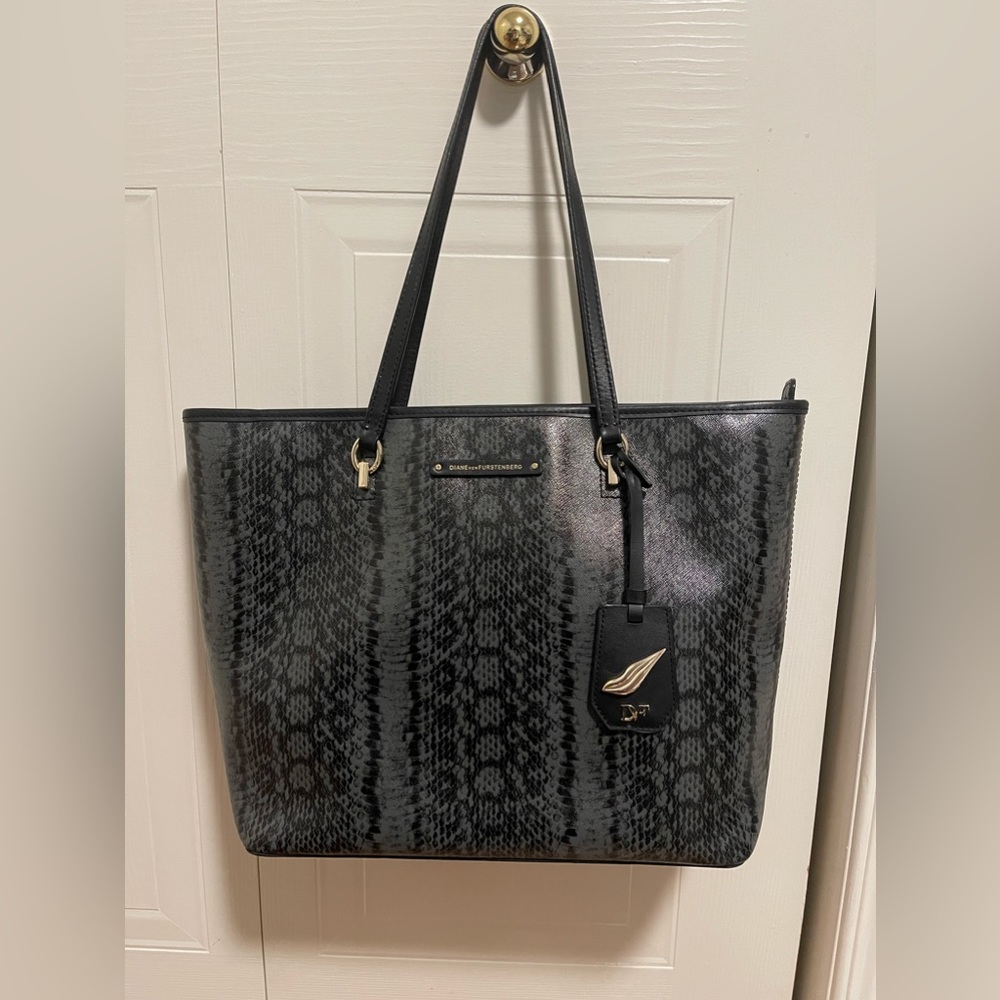 Diane von Furstenberg Tote